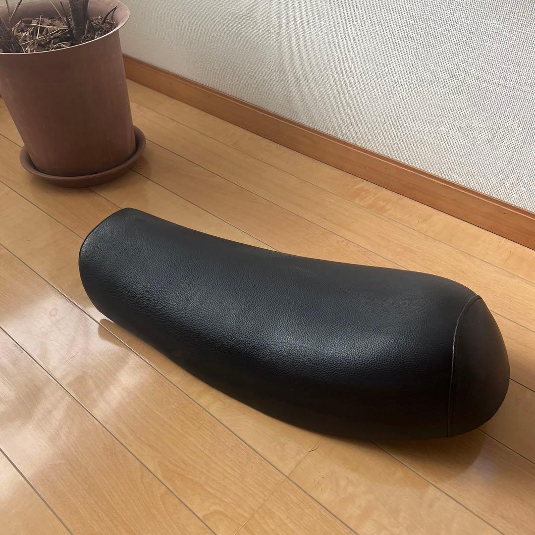 【美品】sr400 シート BRATSTYLE風 vmx