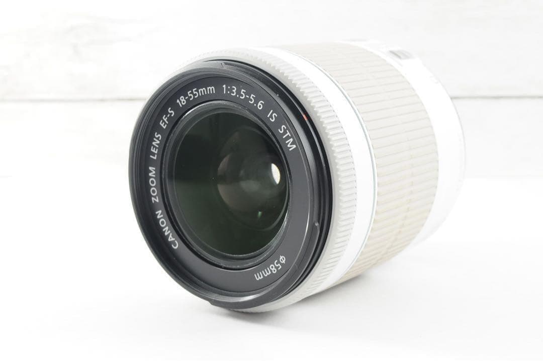 ❤️人気ホワイト❤️スマホ転送❤️Canon kiss X7