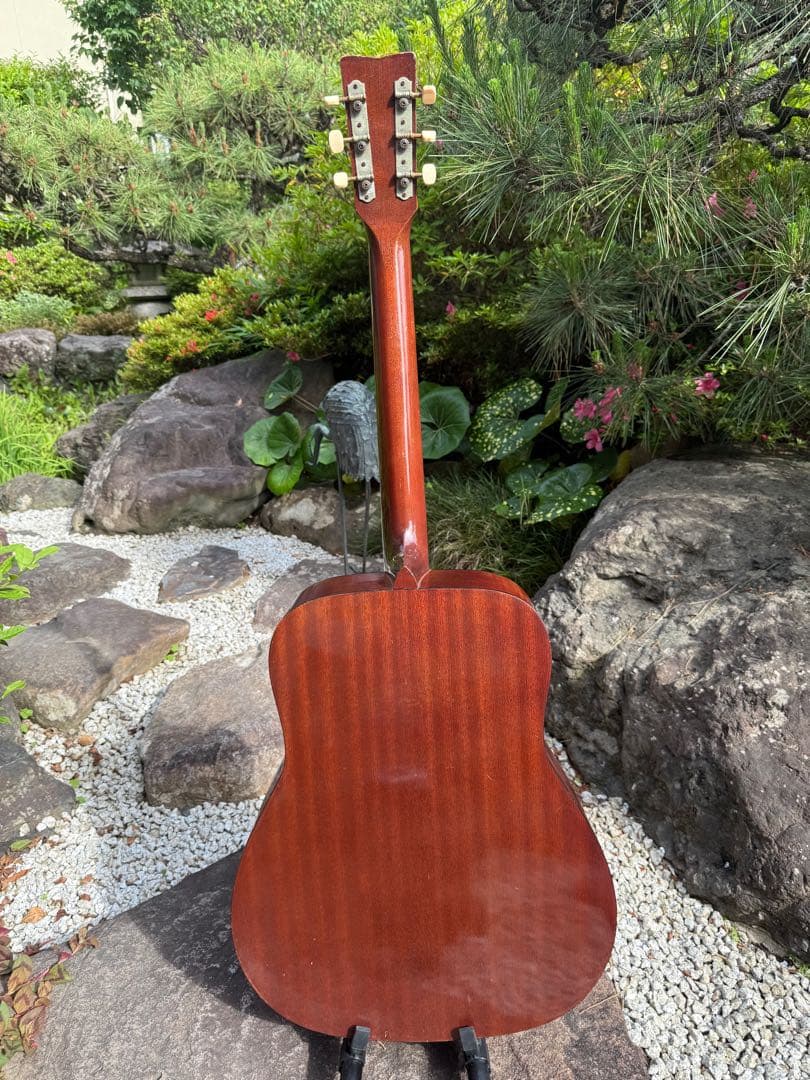 T*i様 Yamaha FG-140 希少・赤ラベル　ヴィンテージアコースティッ