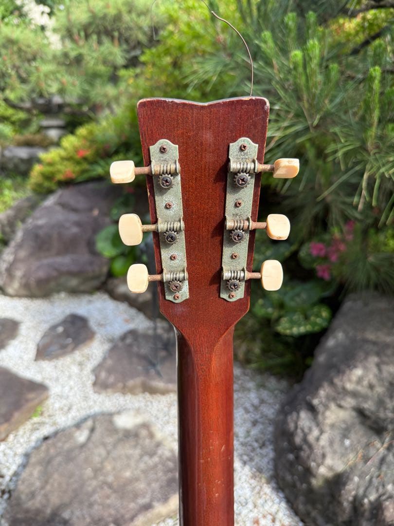 T*i様 Yamaha FG-140 希少・赤ラベル　ヴィンテージアコースティッ