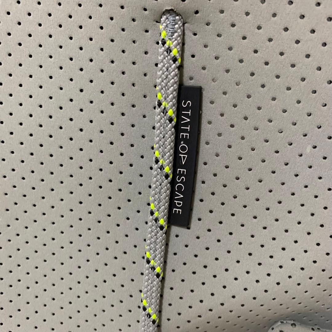 ステイトオブエスケープ　フライングソロ　マザーズバック　パンチング　グレー