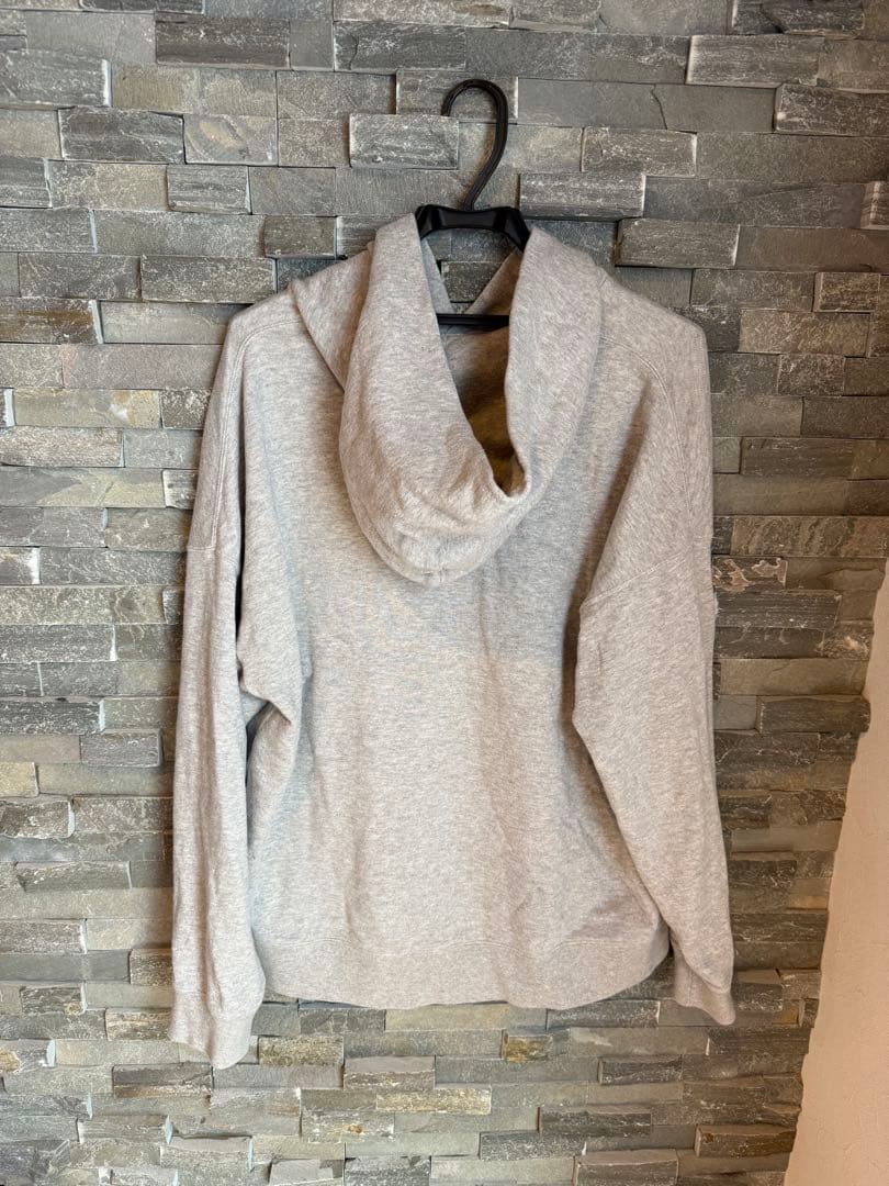 visvim ビスビム　グレー フード付き パーカー