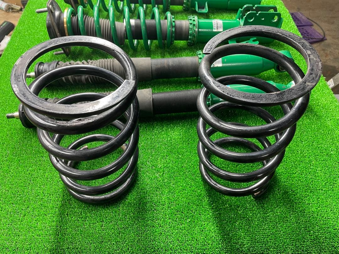 10系 アルファード 車高調 TEIN