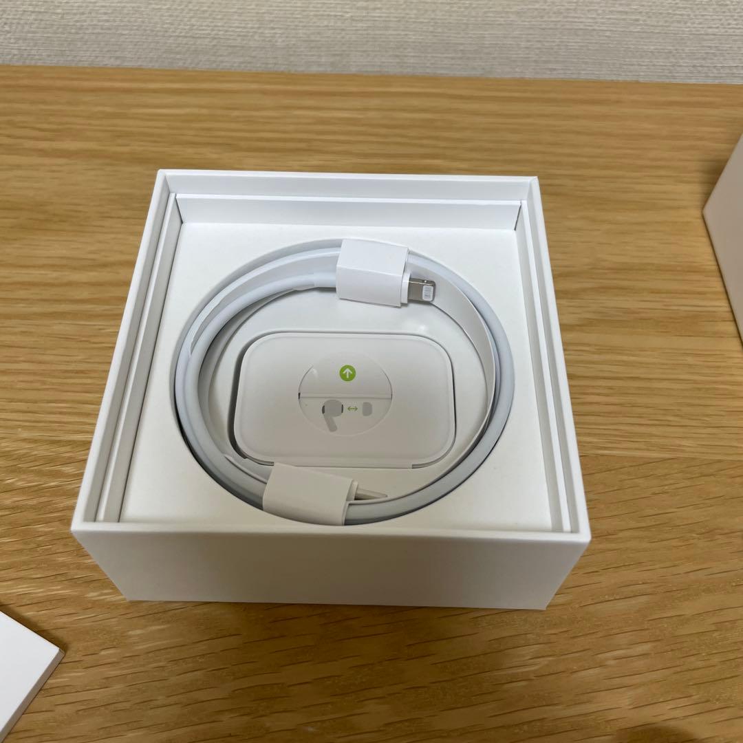 ［正規品］AirPods Pro 本体 充電ケース付き