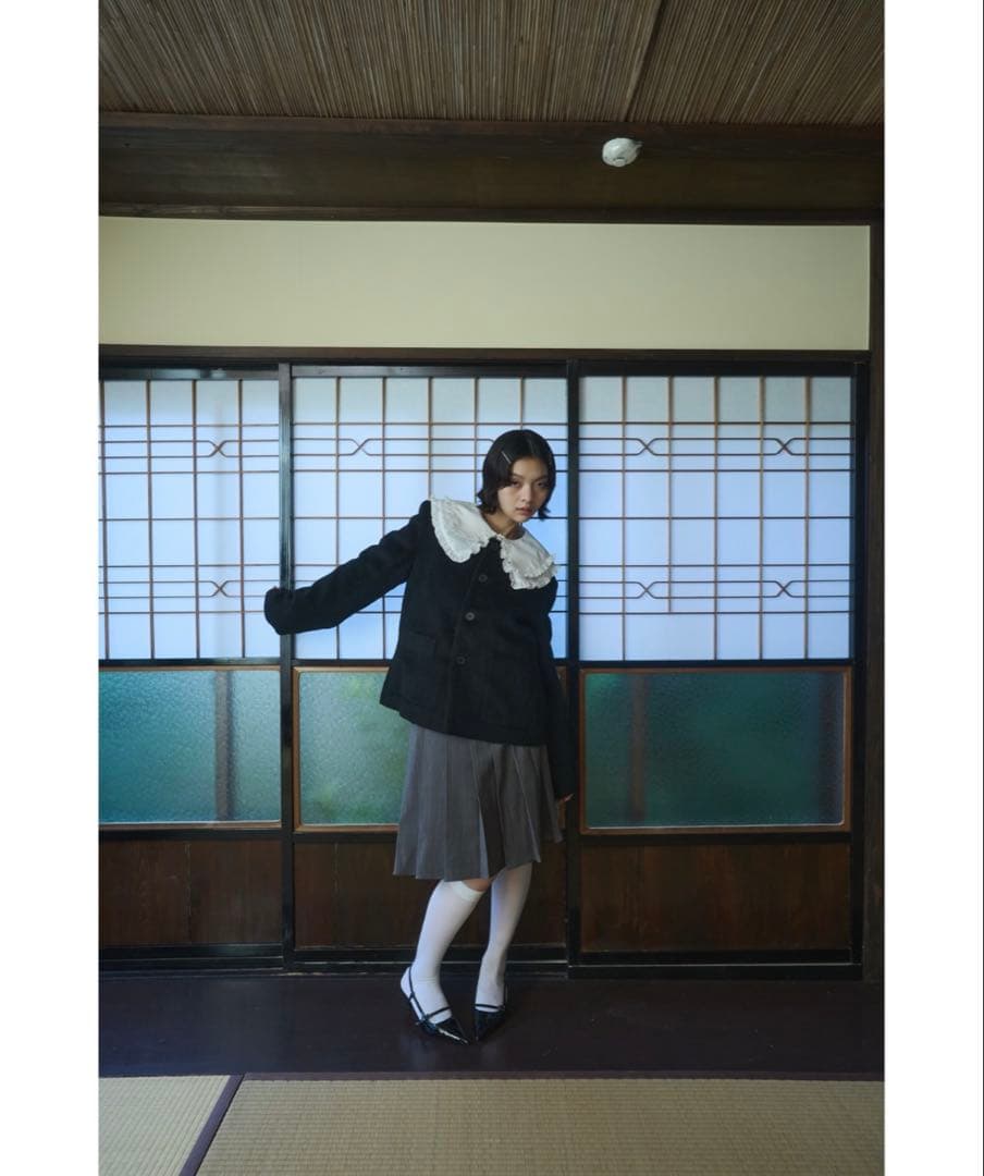 FEKETE フリルビッグカラーシャツブラウス