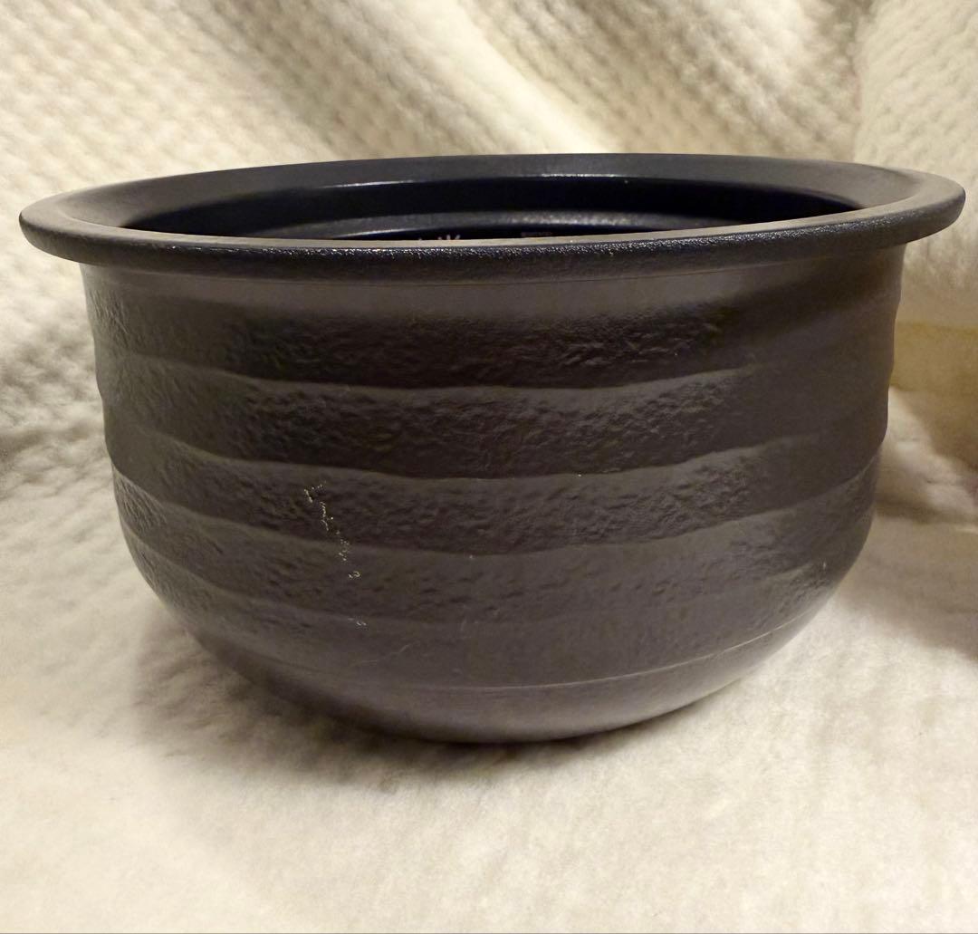 タイガー魔法瓶　土鍋ご泡火炊き5.5合炊き 土鍋圧力IH炊飯器 JRX-G100