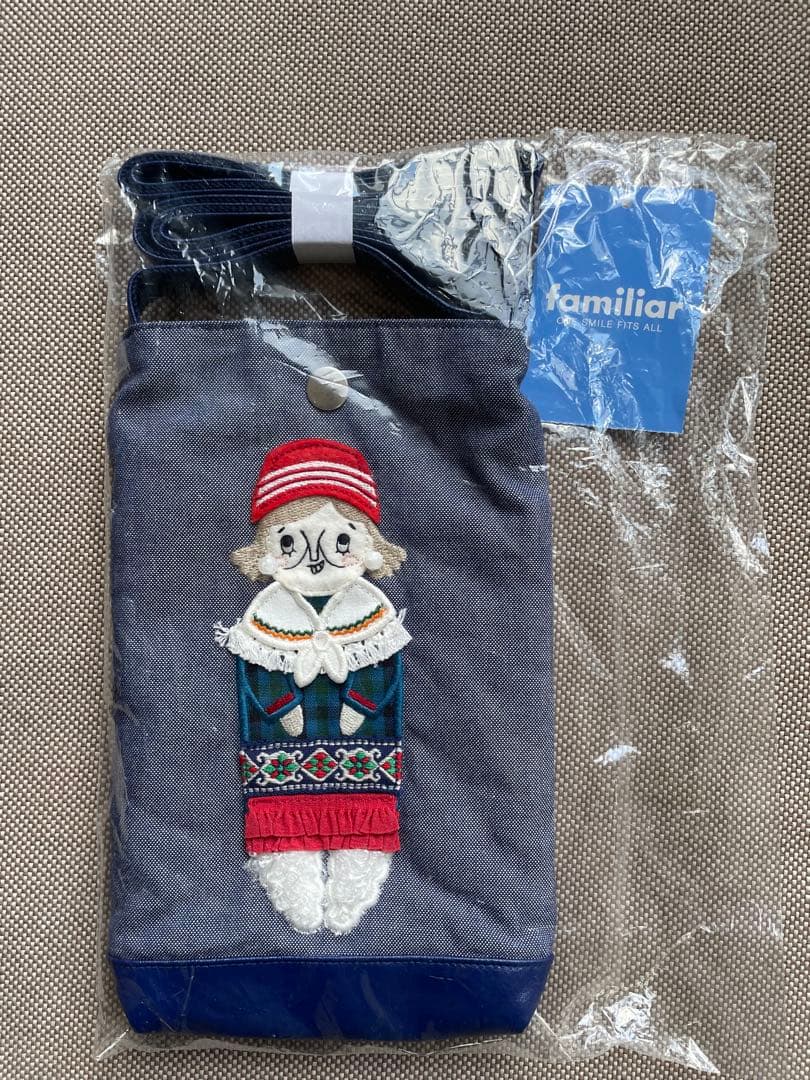 familiar MUVEIL ポシェット スマホケース　約22×14×3cm