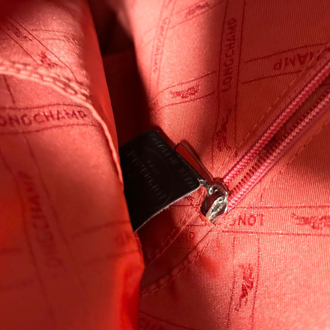 極美品　ロンシャン　オールレザートートバッグ　スタッズ　縦長　肩がけ　A4収納