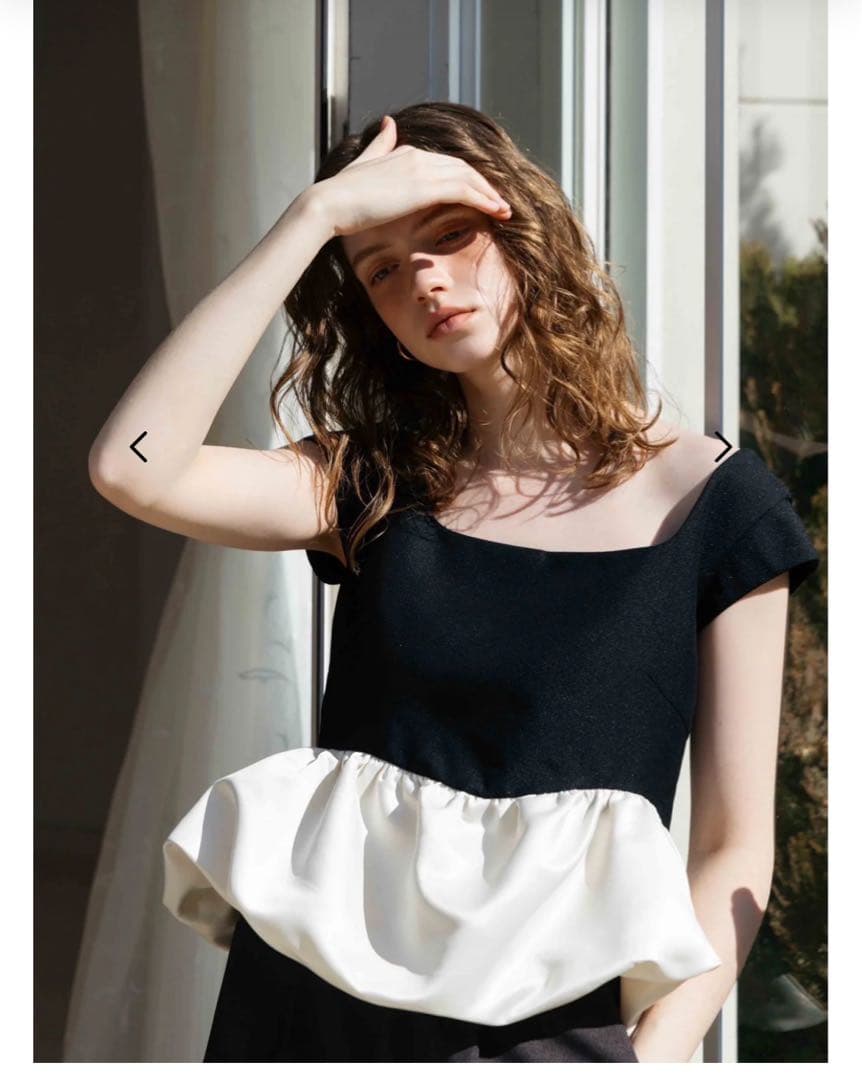 トップス THETOE Ifestou Frill Top