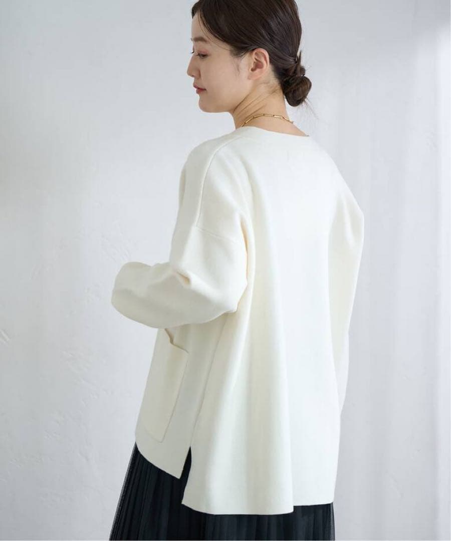 ピ*ー様 スーパーファインスムースVネックミドルカーディガン　ナチュラル