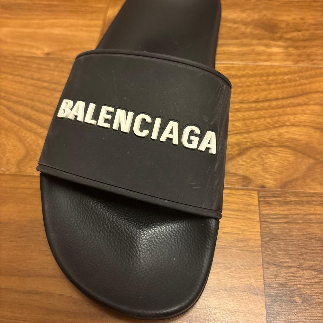 バレンシアガ　サンダル　24.5