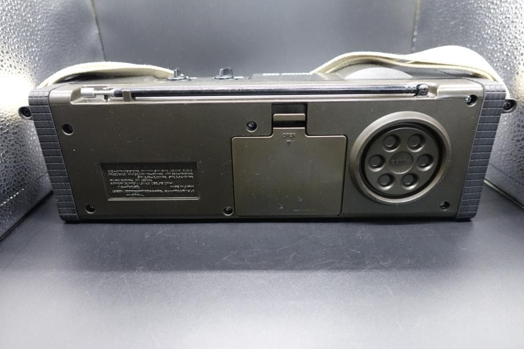 SONY Sky Sensor 6000 4バンド・ラジオ ICF-6000