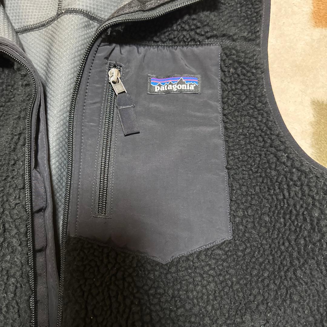 パタゴニア　レトロX ベストSサイズ　オールブラックモデル