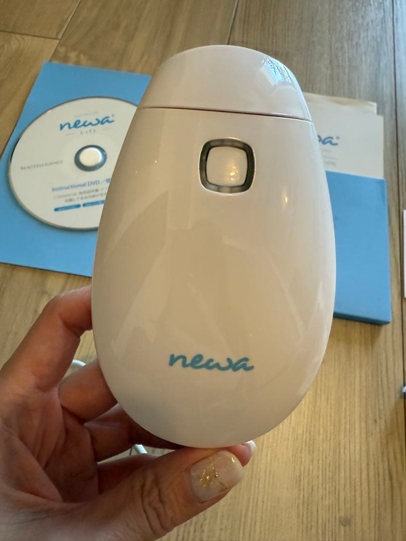 NEWAリフト　ニューアリフト　美品　ジェル付き