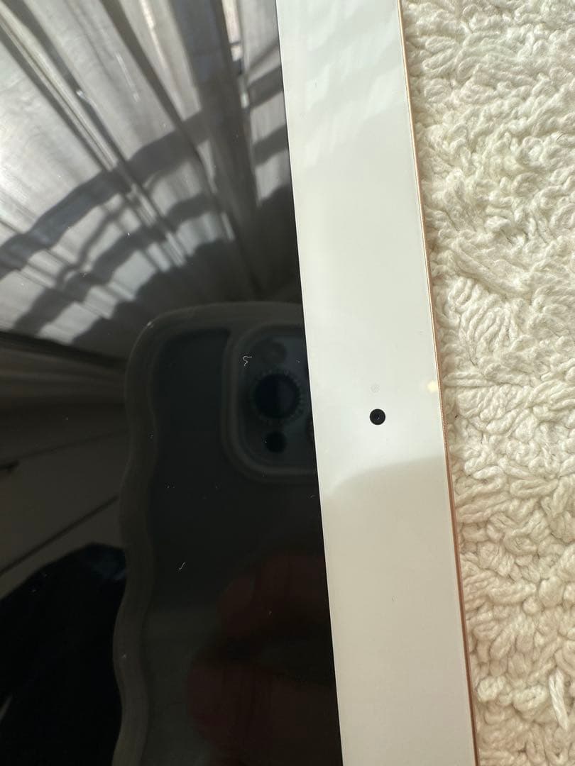 美品【最終セール】純正ケーブル充電iPad 第6世代 32GBWi-Fiゴールド