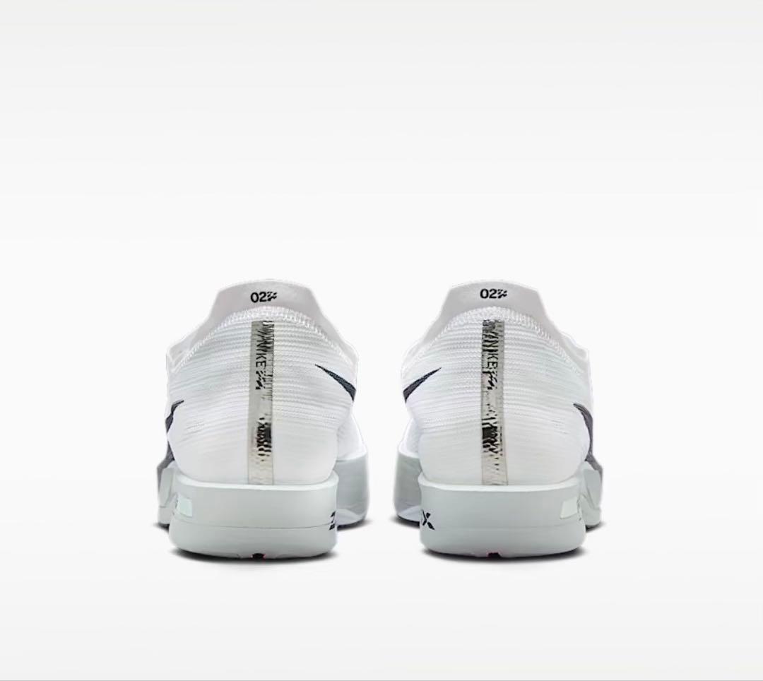 新品ナイキ ズームXストリークフライ2