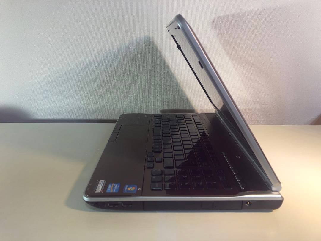 Windowsノート本体 NEC PC-LL750F26C