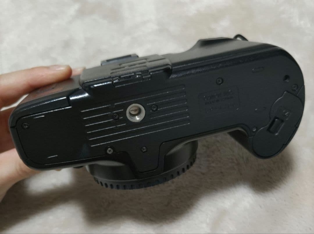 【ジャンク品】Canon EOS Kiss 一眼レフフィルムカメラ