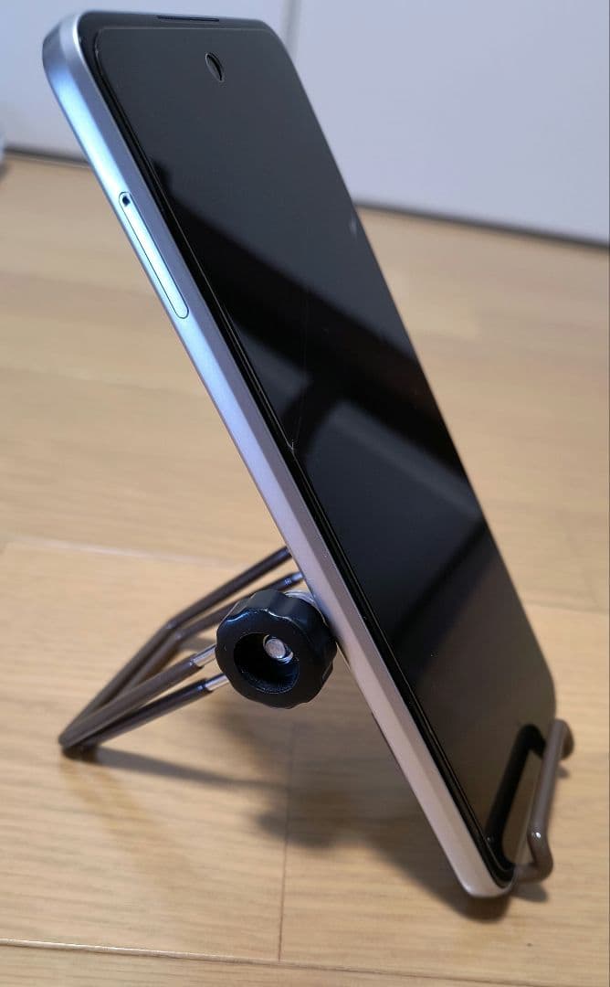 モトローラ g52 5G SPECIAL ホワイト 【画面割れあり】