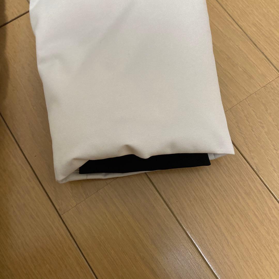 ケープホーン　白ダウンコート