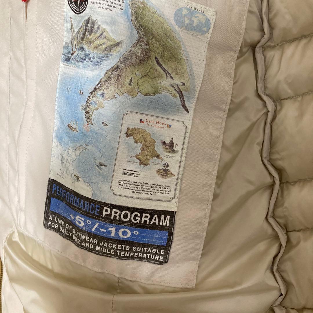 ケープホーン　白ダウンコート