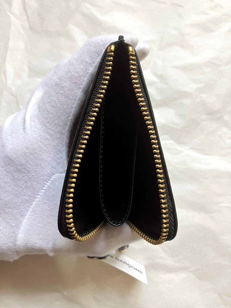 【新品未使用】【COMME de GARCONS】ケース　SA3100PD