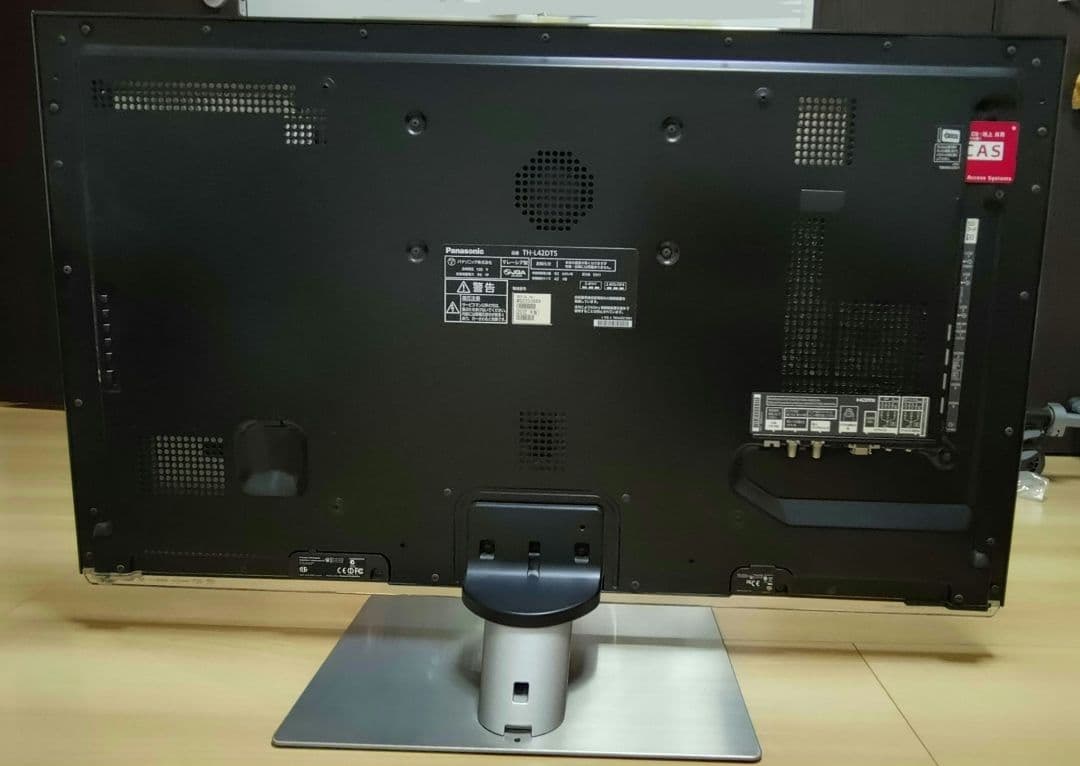 42型 Panasonic ビエラ 4倍速液晶テレビ TH-L42DT5