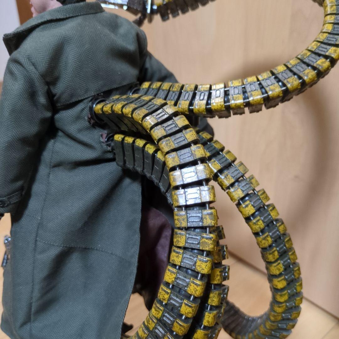 ドクターオクトパス　ホットトイズ