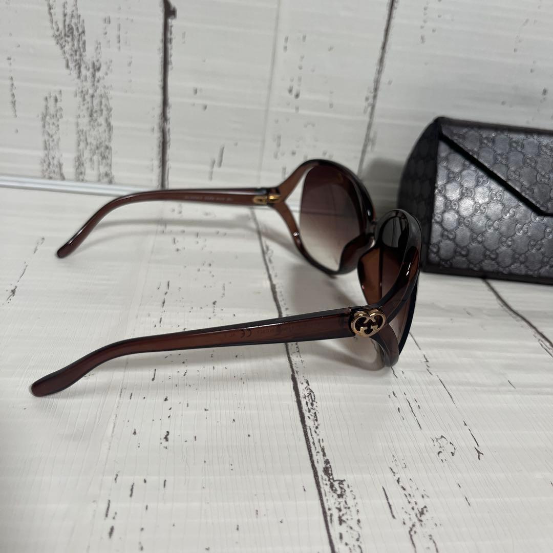 GUCCI サングラス　ラブリーハート　インターロッキング　GG3525