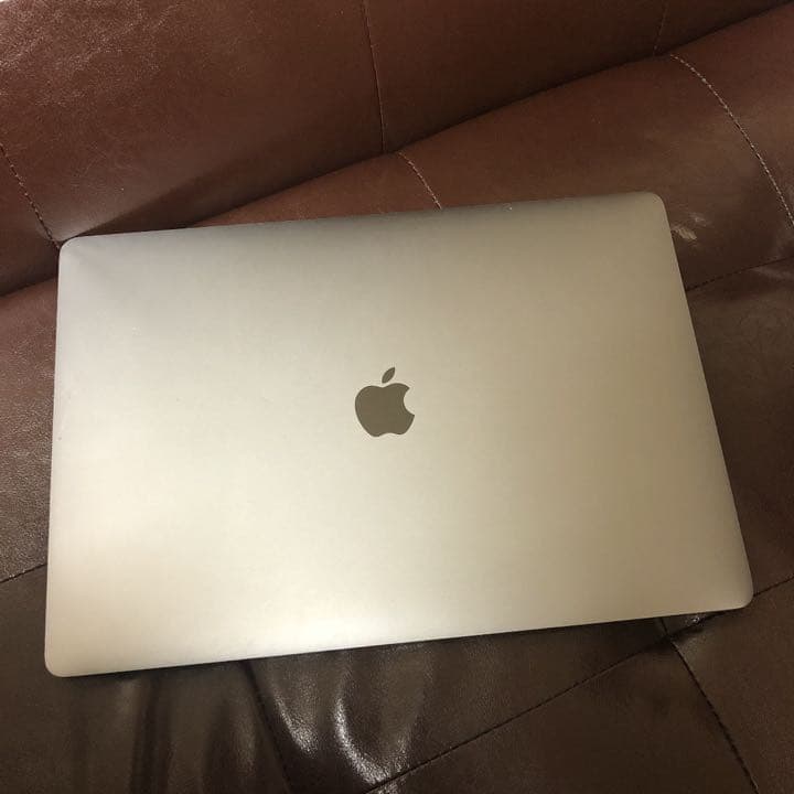 Mac book pro 2017 15インチ