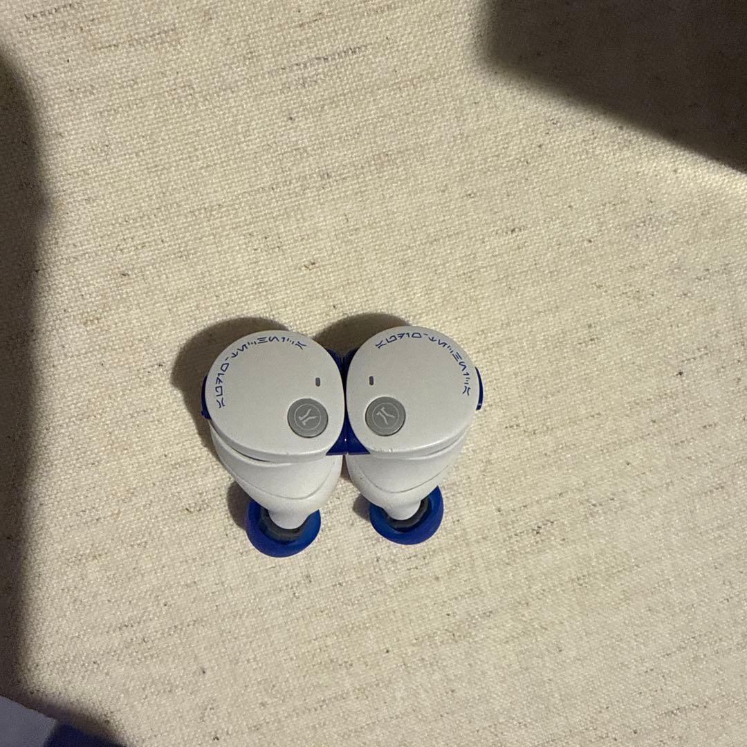 オーディオテクニカ　ATH-CKS50TW2 R2D2