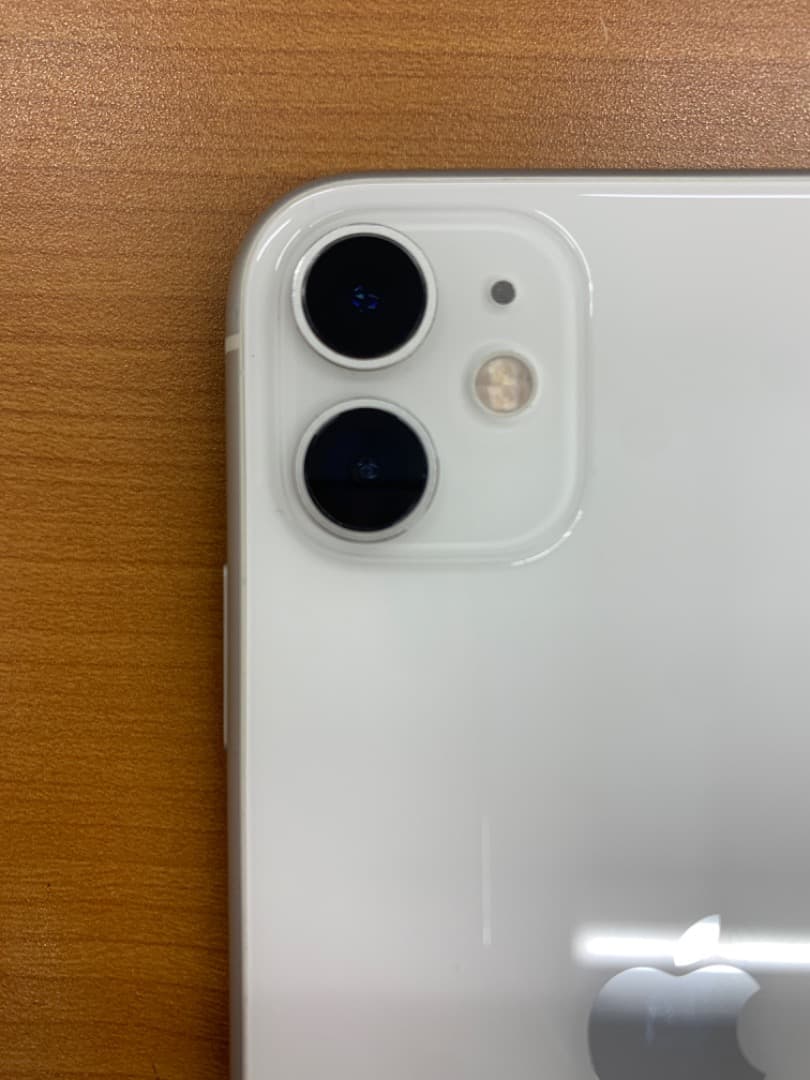 動作確認済 iPhone 11 128GB ID H9205