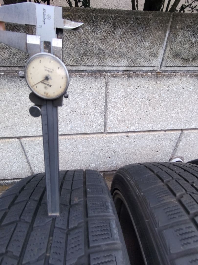 j*k様 メルセデスベンツ用スタッドレスタイヤ&ホィール４本の出品です。