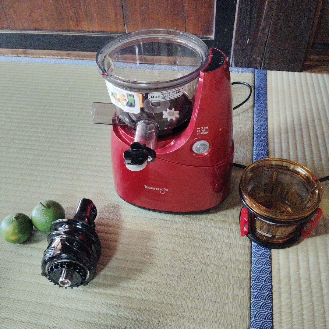 【中古】ビタントニオ Vitamix 赤 ジューサー