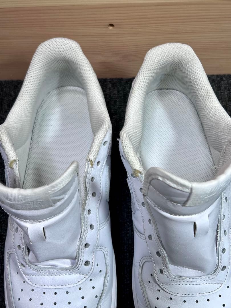 ナイキ エア フォース 1 07 NIKE AIR FORCE 1 07