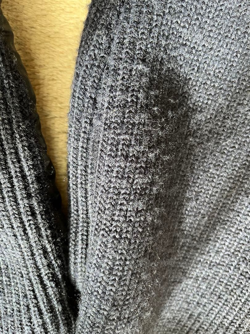 MONCLER（モンクレール）フード付 ニット切り替えダウン