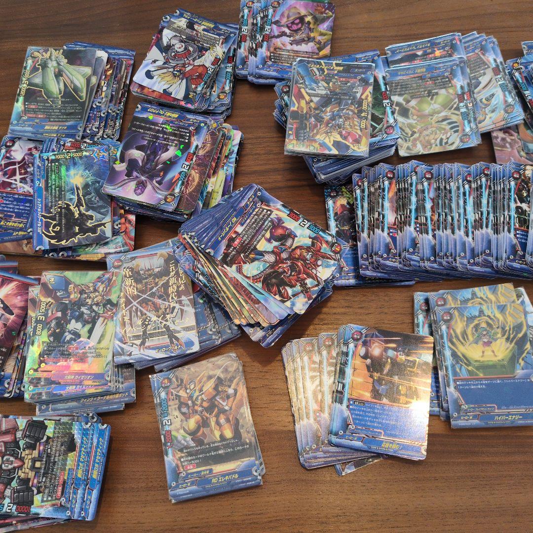 バディファイト　ヒーローw　まとめ売り800枚以上