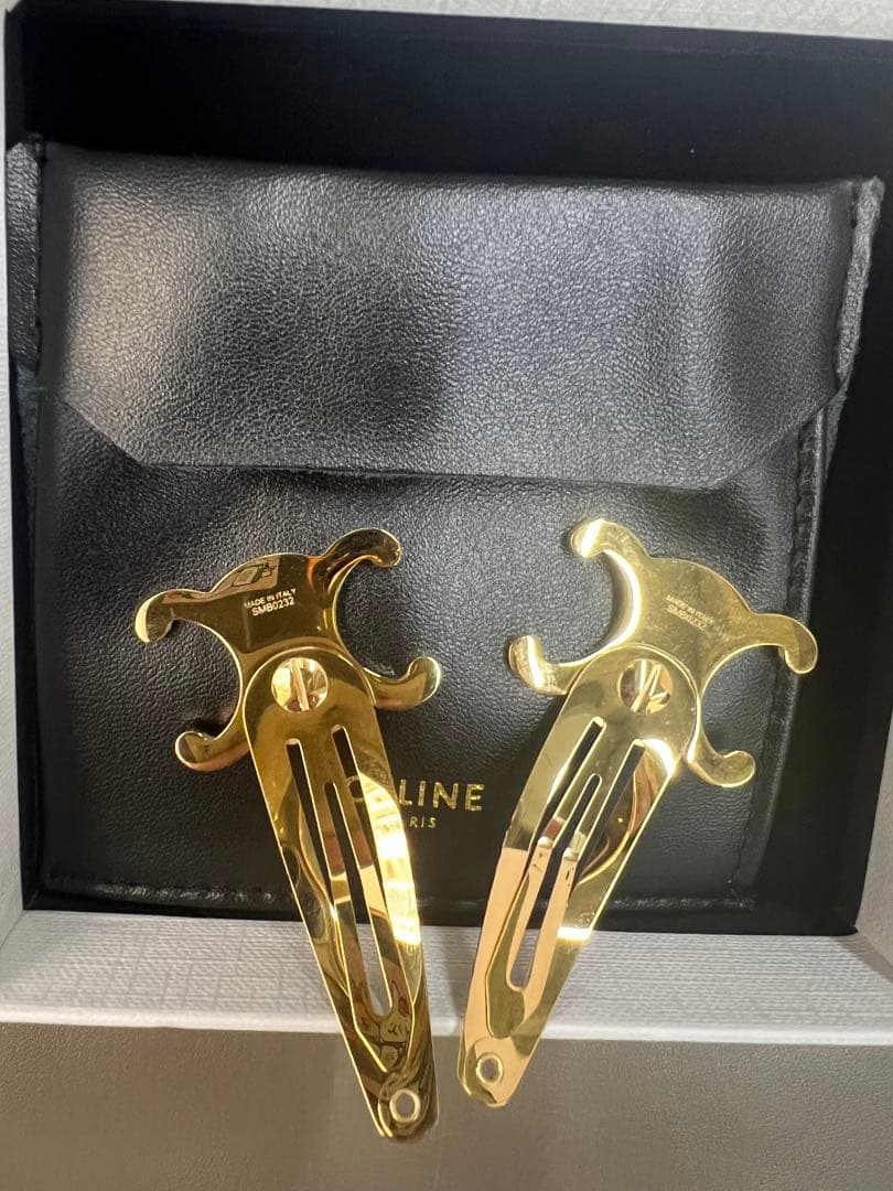 極美品　セリーヌ　ヘアピン　ヘアクリップ　ゴールド　2つセット