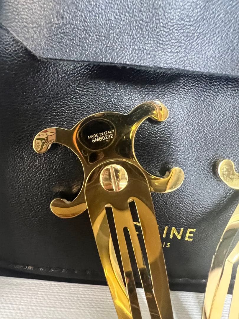 極美品　セリーヌ　ヘアピン　ヘアクリップ　ゴールド　2つセット