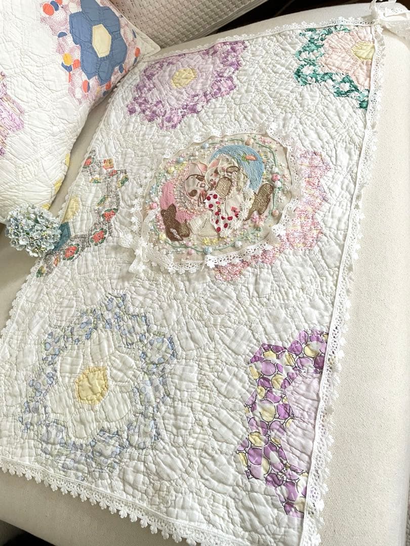 アンティークキルト＆手刺繍うさぎちゃん·͜· ♡