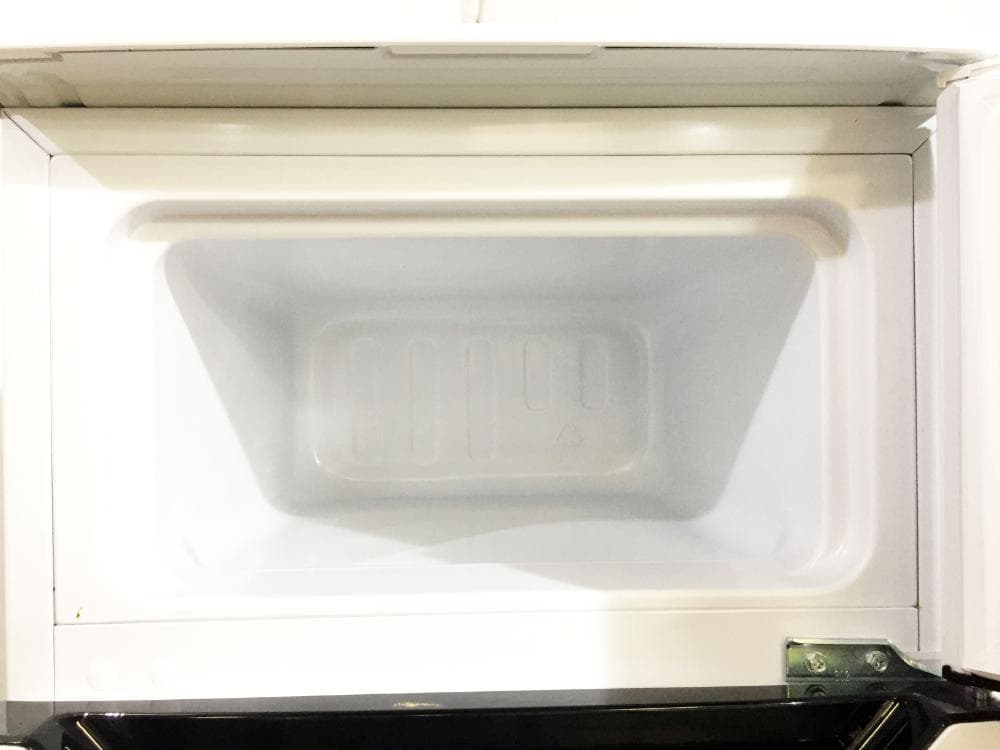 30日迄！Hisense☆93L 冷蔵庫【HR-B95A】