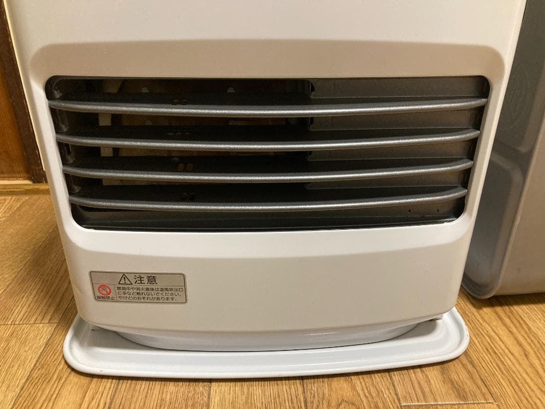★美品★2023年製★5.0L ★ダイニチ 石油ファンヒーターFW-3223NC