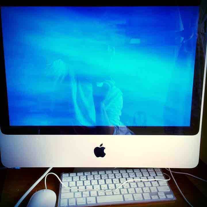 価格交渉します！Apple iMac 20”/2.66GHz/2GB/320GB