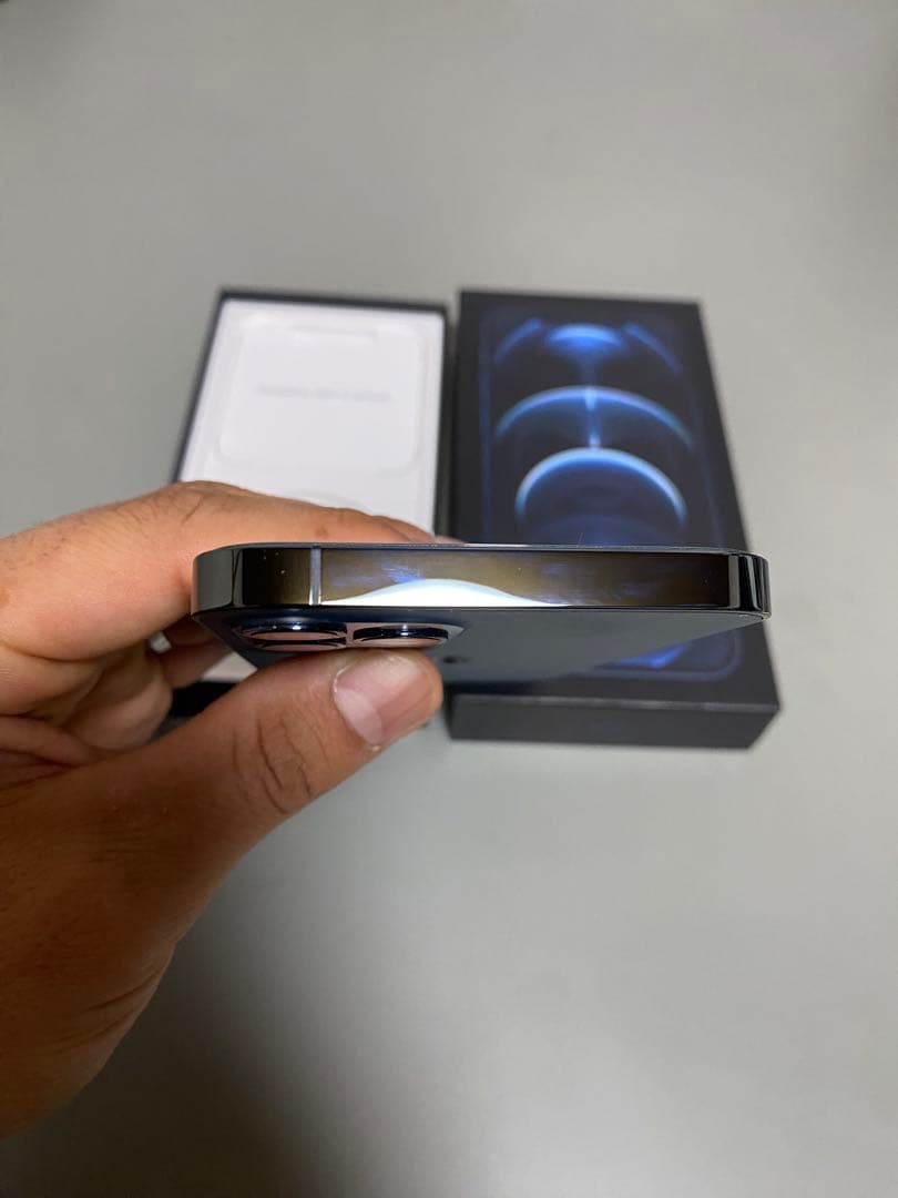 携帯電話本体 iPhone 12pro 256 pacific blue