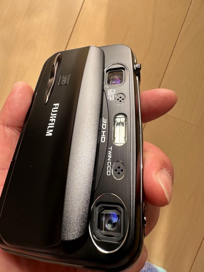 デジタルカメラ FUJIFILM FinePix REAL 3D W3