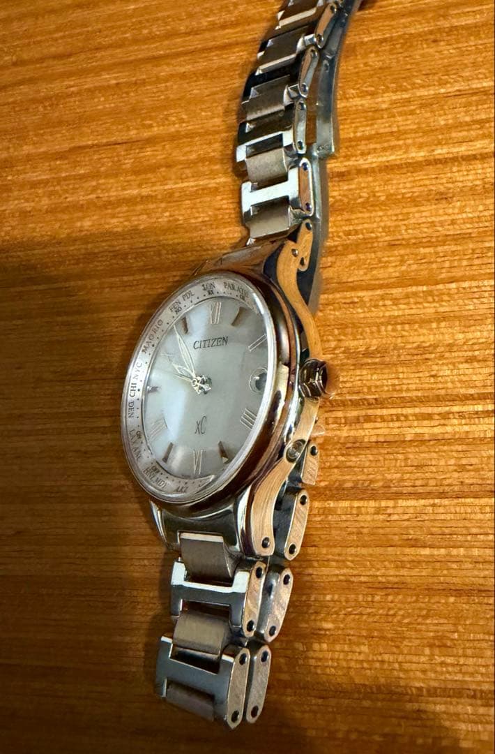 citizen xC ソーラー電波時計 サクラピンクシルバー