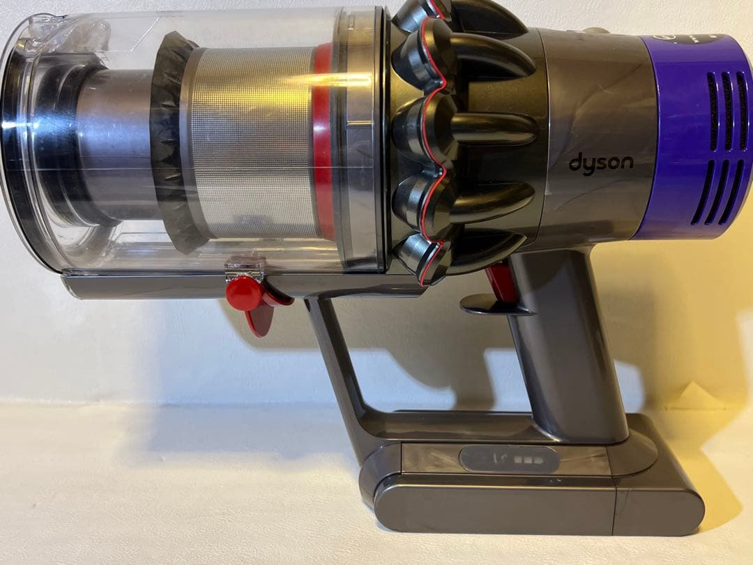 動作品ダイソンコードレス掃除機 dyson sv12 V10 Q8