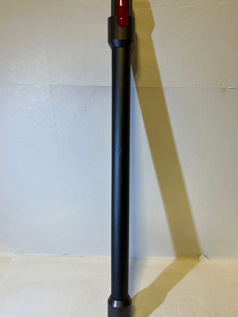 動作品ダイソンコードレス掃除機 dyson sv12 V10 Q8