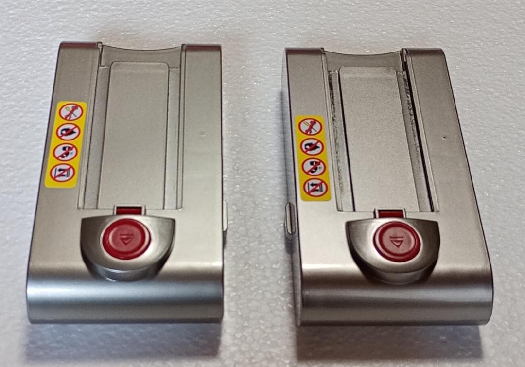 ★Bivark コードレス掃除機 バッテリー2つ付き 状態良し 付属品完備