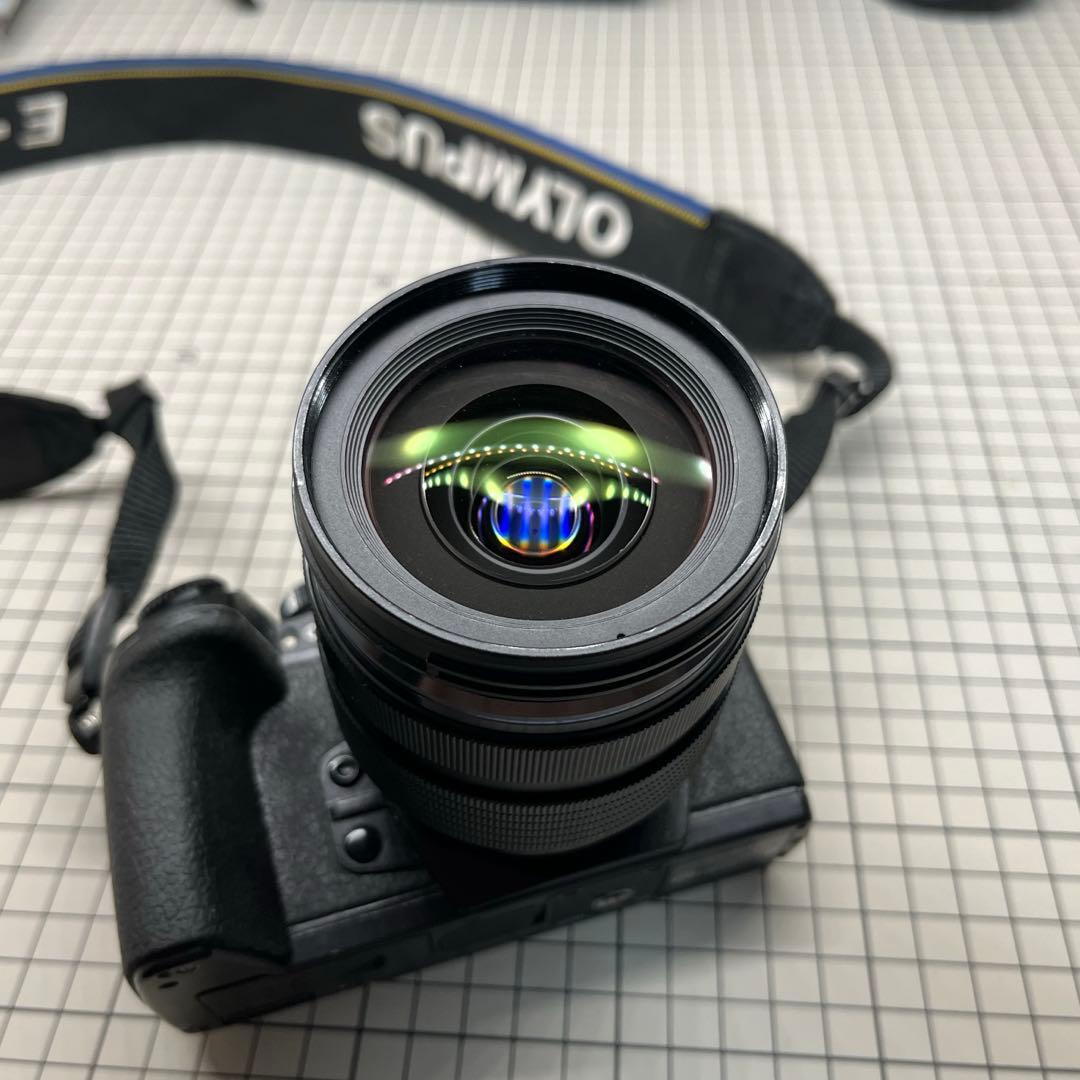 12-40mm f2.8 PROレンズ（E-M1本体付き）